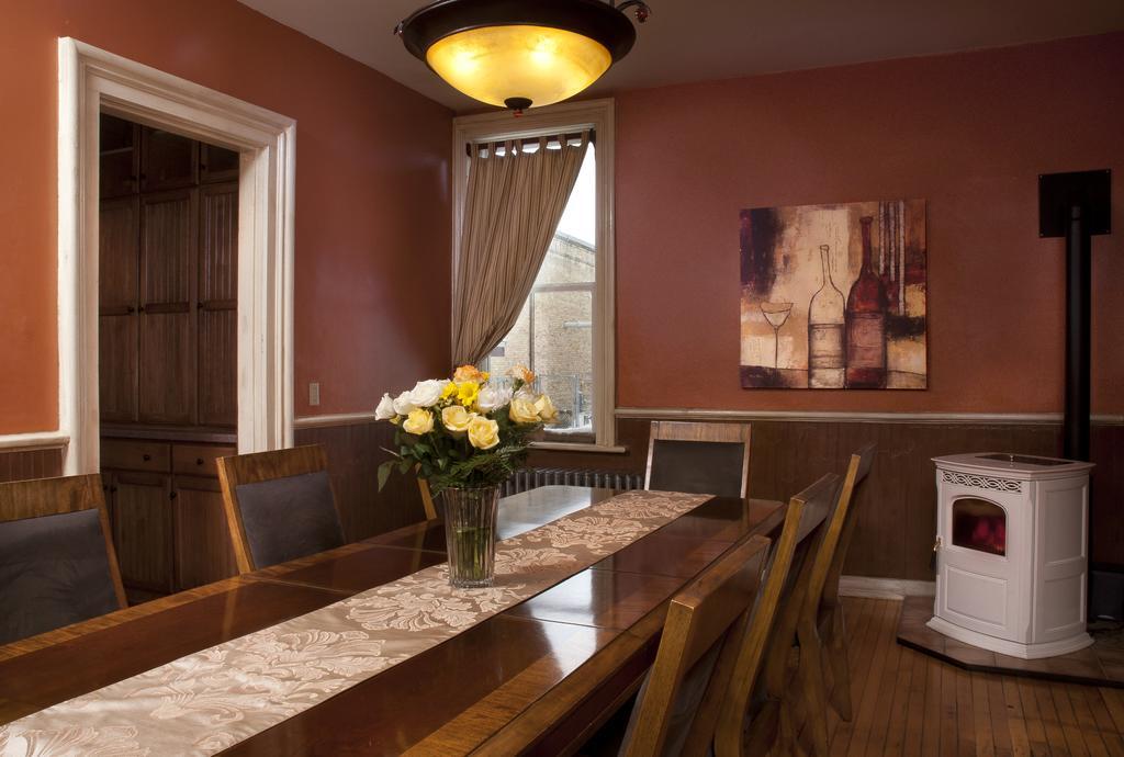 Brayton Bed And Breakfast Oshkosh Bagian luar foto
