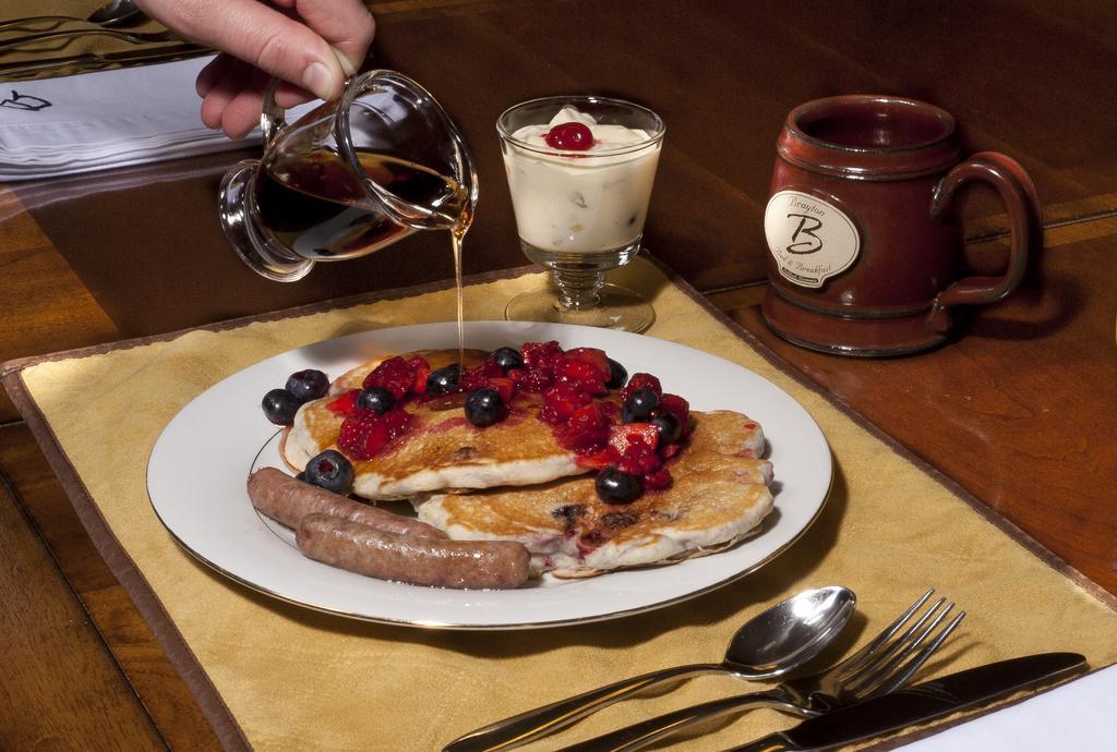Brayton Bed And Breakfast Oshkosh Bagian luar foto