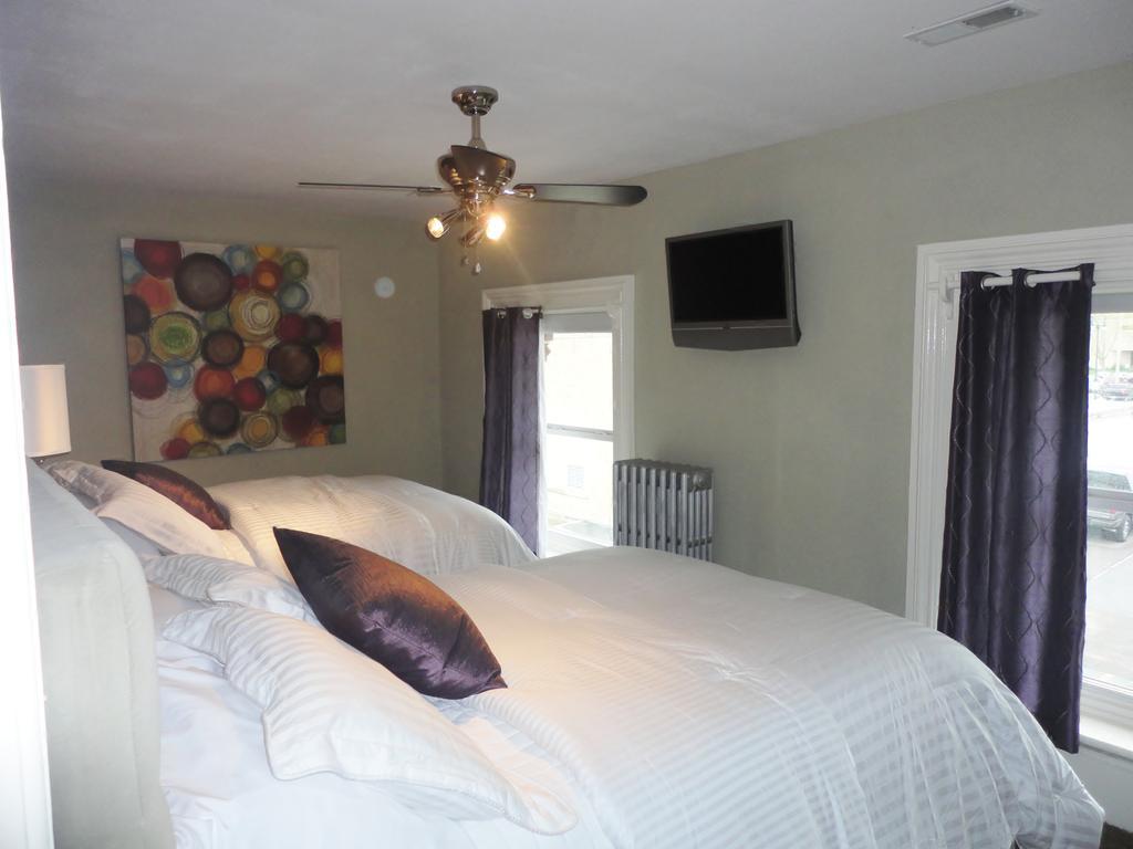 Brayton Bed And Breakfast Oshkosh Ruang foto