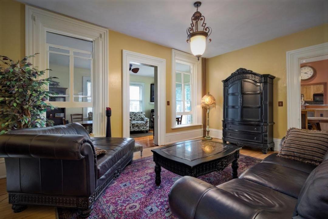 Brayton Bed And Breakfast Oshkosh Bagian luar foto